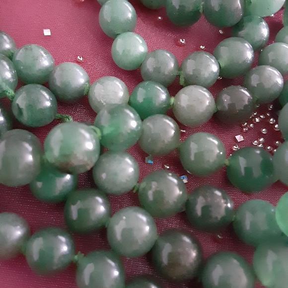 Guatemala Jade precious natural stones - Picture 13 of 15